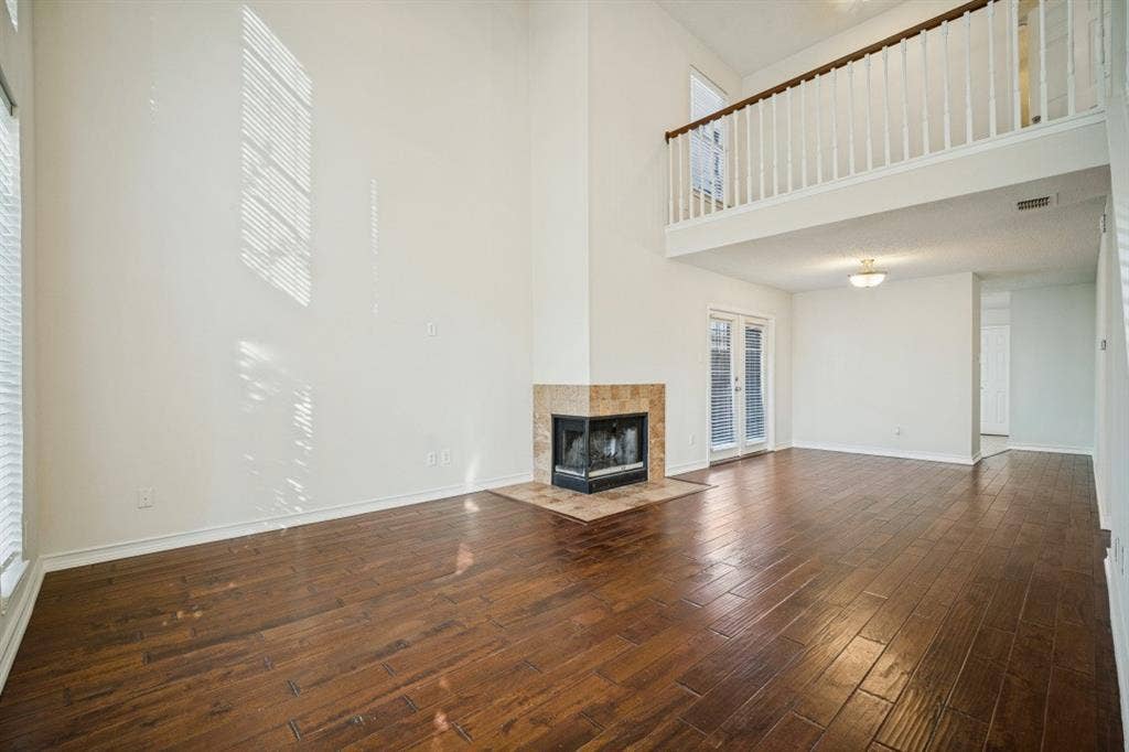 3115 Sara Drive, Rowlett, TX 75088 3115 Sara Drive, Rowlett, TX 75088