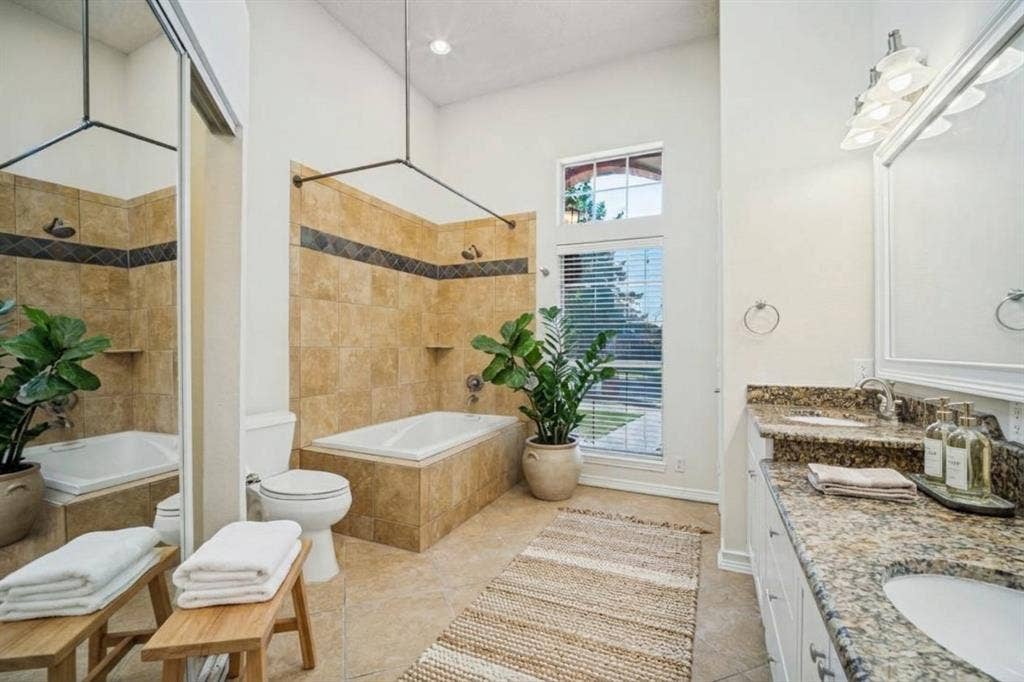 3115 Sara Drive, Rowlett, TX 75088 This picture has been virtually staged.
