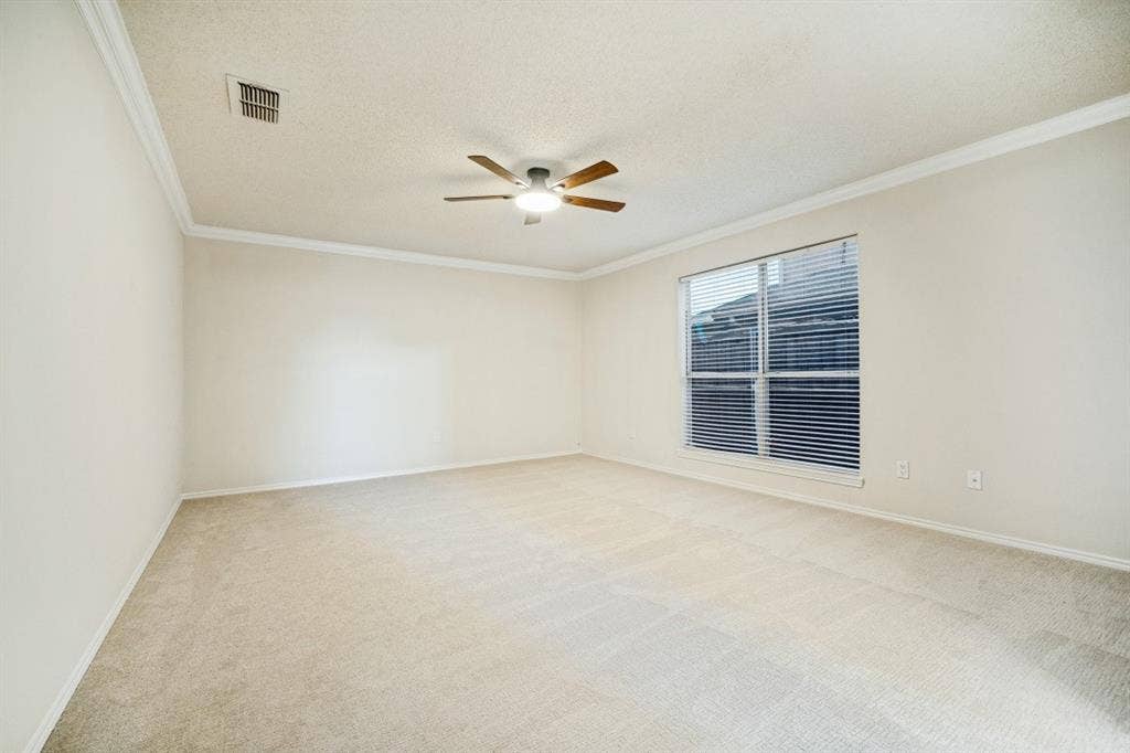 3115 Sara Drive, Rowlett, TX 75088 3115 Sara Drive, Rowlett, TX 75088