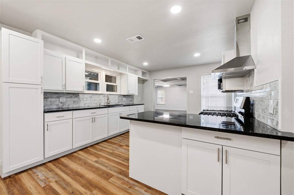3204 N 31st Street, Waco, TX 76708