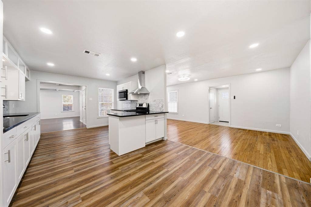 3204 N 31st Street, Waco, TX 76708