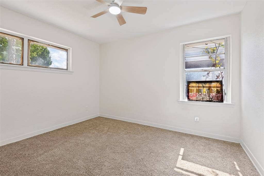 1734 Glen Key Street, Grand Prairie, TX 75051 1734 Glen Key Street, Grand Prairie, TX 75051