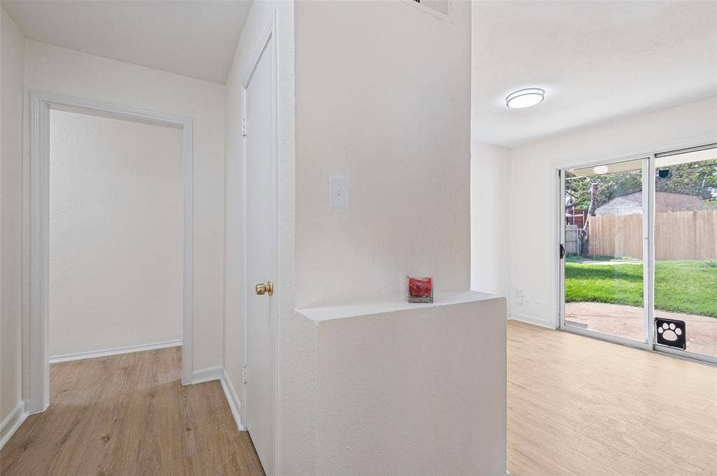1734 Glen Key Street, Grand Prairie, TX 75051 1734 Glen Key Street, Grand Prairie, TX 75051