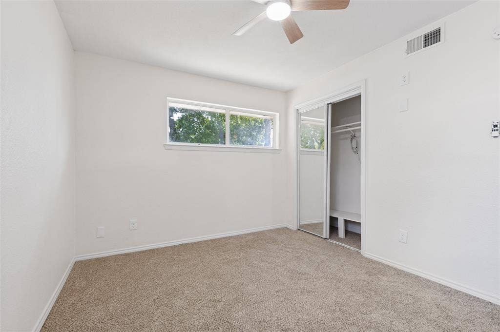 1734 Glen Key Street, Grand Prairie, TX 75051 1734 Glen Key Street, Grand Prairie, TX 75051