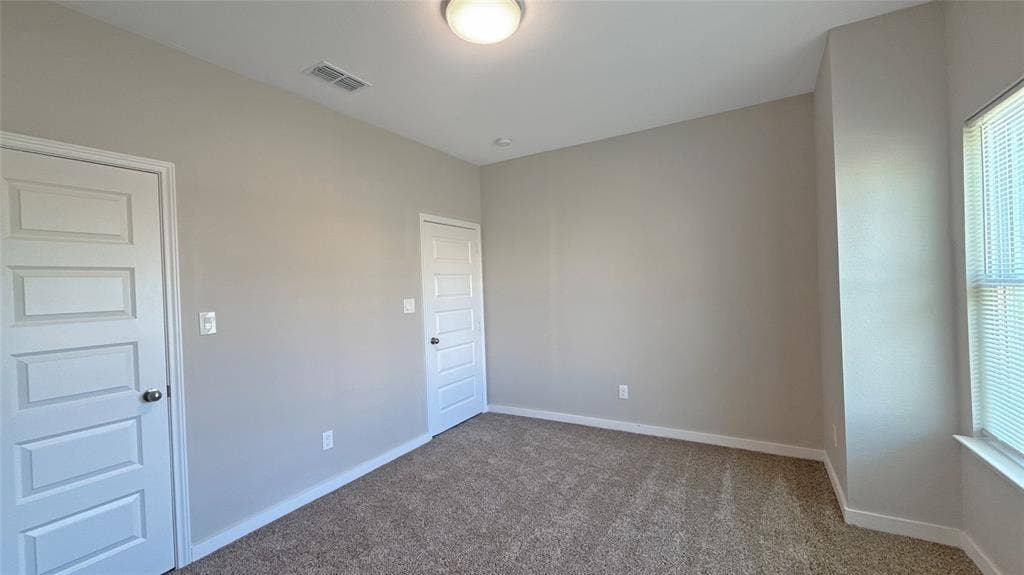 3826 Holmes Street, Dallas, TX 75215 3826 Holmes Street, Dallas, TX 75215