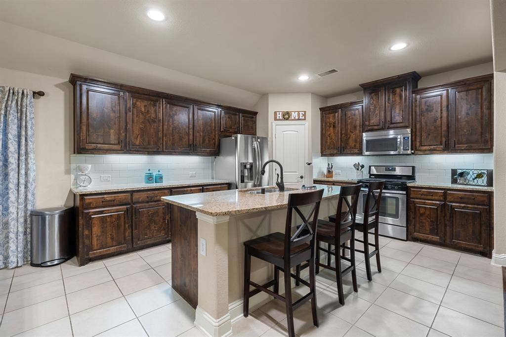 419 Snead Drive, Wylie, TX 75098 419 Snead Drive, Wylie, TX 75098