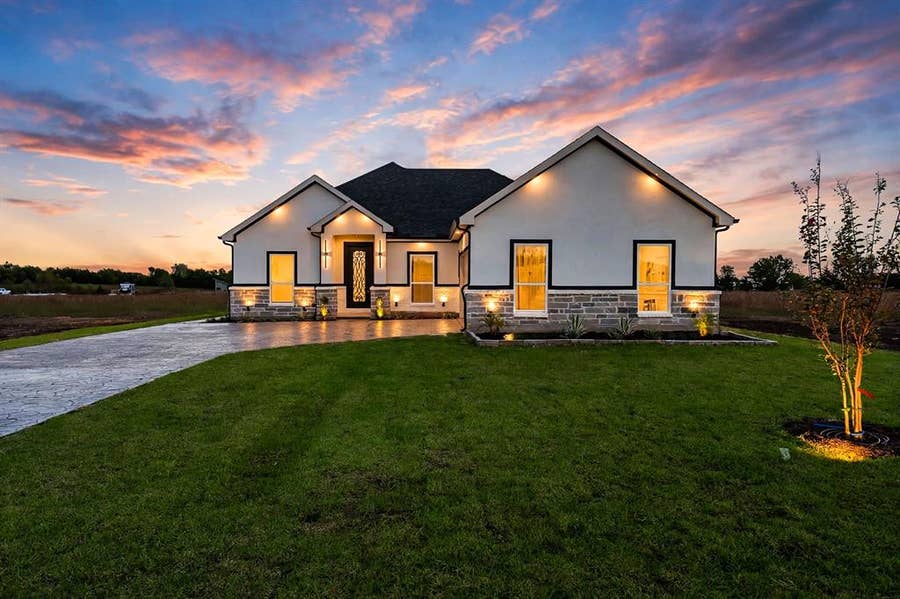 Property photo for 669 Auds Creek Circle, Paris, TX