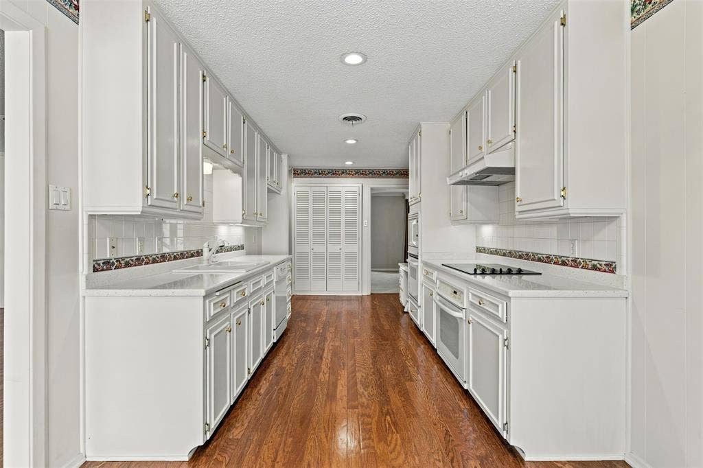 4809 Pecan Terrace, Waco, TX 76710 4809 Pecan Terrace, Waco, TX 76710