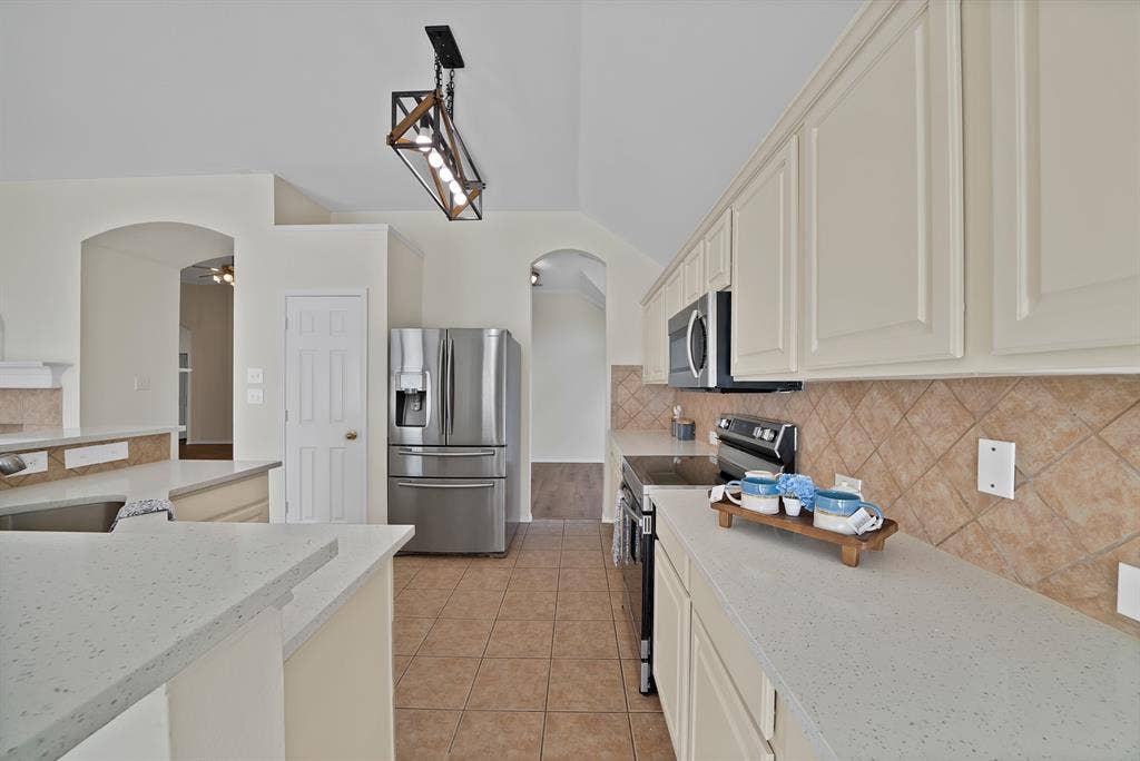 4312 Still Meadow Court, Grand Prairie, TX 75052 4312 Still Meadow Court, Grand Prairie, TX 75052