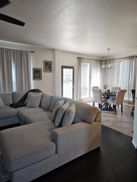 395 Summer Drive, Kyle, TX 78640 395 Summer Drive, Kyle, TX 78640