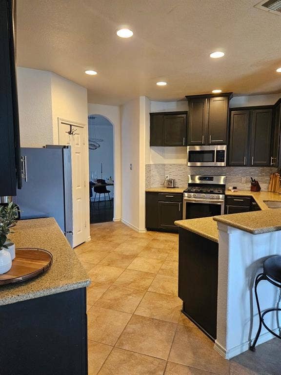 395 Summer Drive, Kyle, TX 78640 395 Summer Drive, Kyle, TX 78640