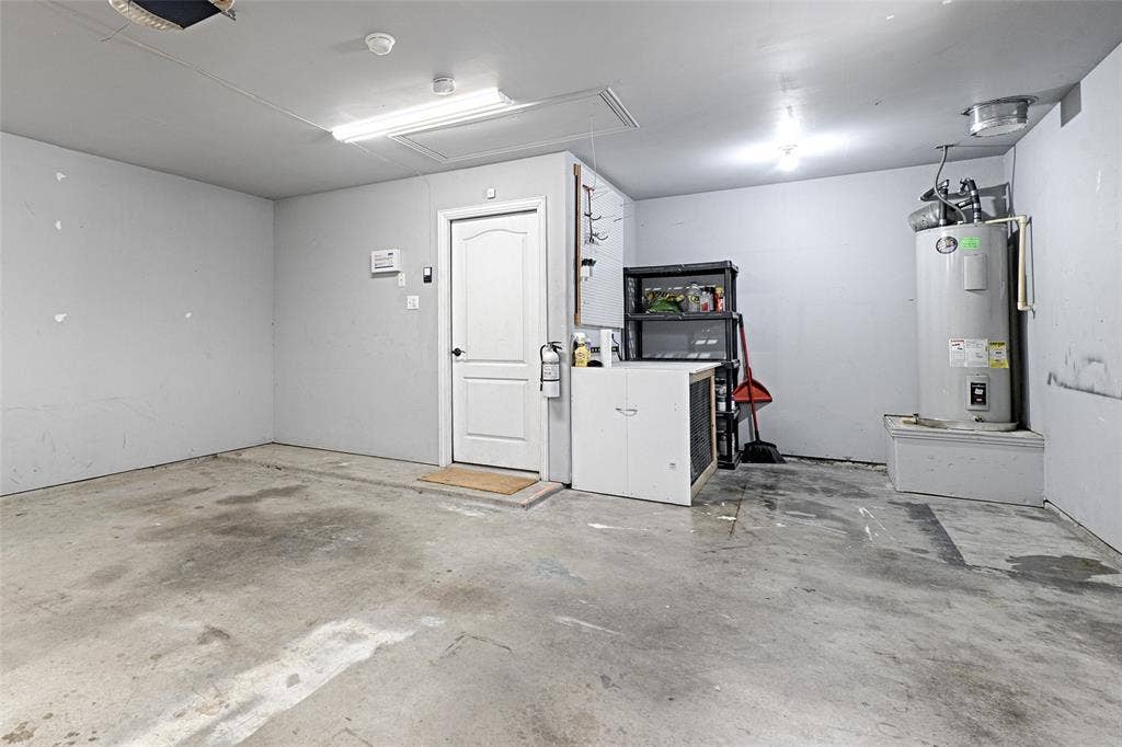 8832 Kiowa Drive, Greenville, TX 75402 8832 Kiowa Drive, Greenville, TX 75402