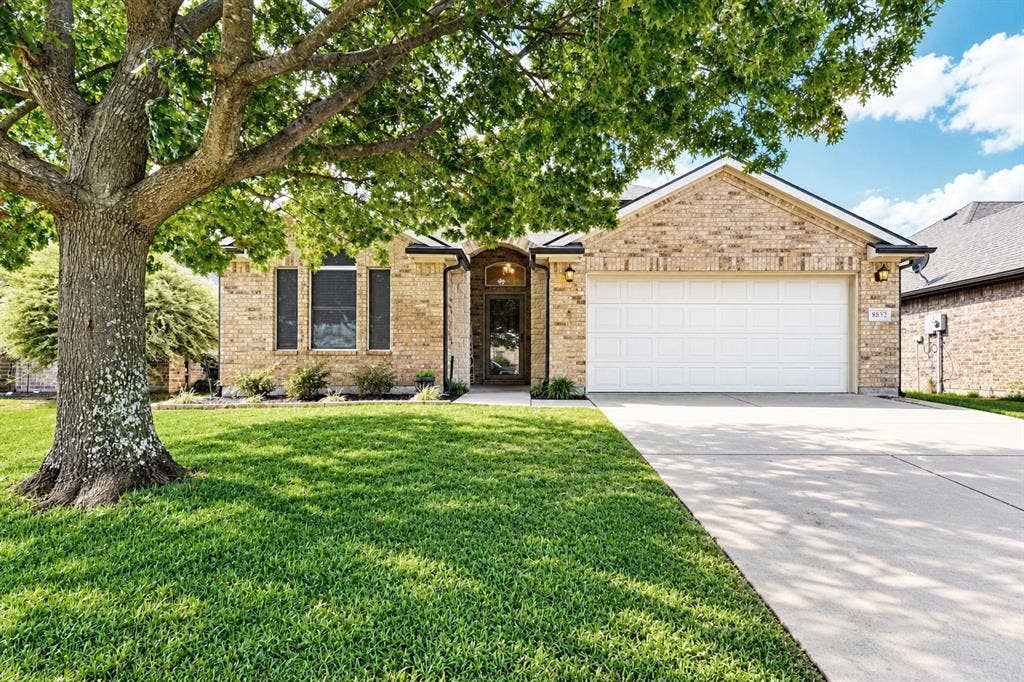 8832 Kiowa Drive, Greenville, TX 75402 8832 Kiowa Drive, Greenville, TX 75402