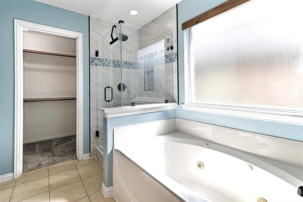 8832 Kiowa Drive, Greenville, TX 75402 8832 Kiowa Drive, Greenville, TX 75402