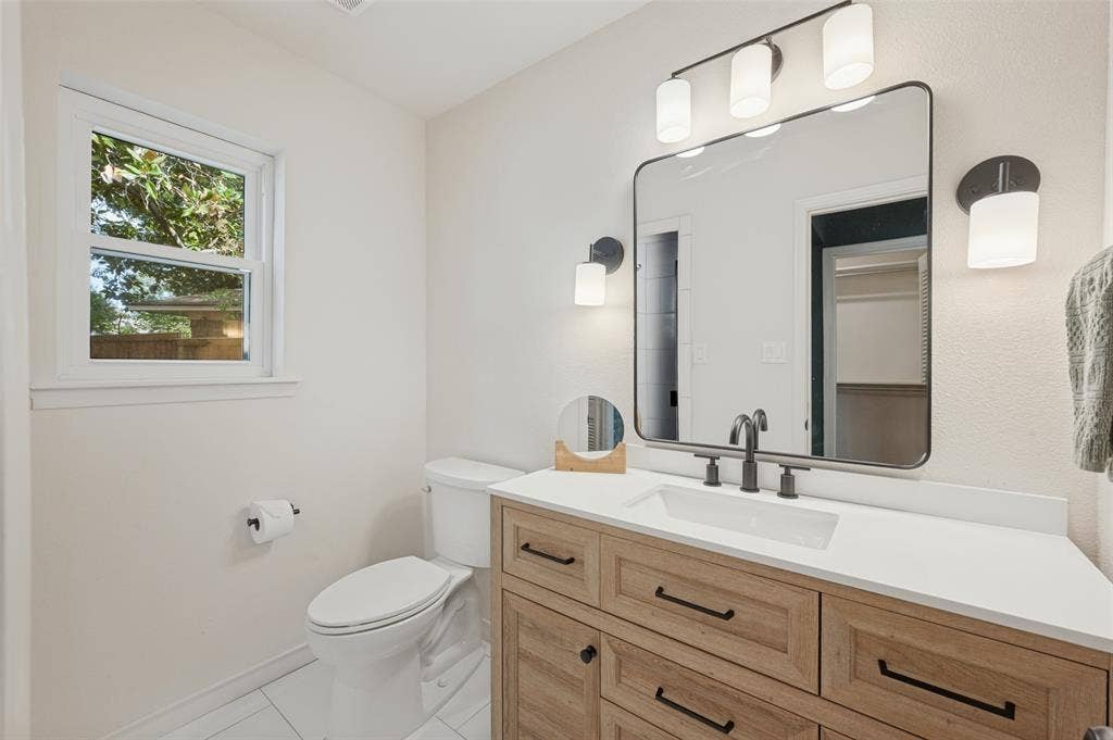 2821 Millwood Drive, Farmers Branch, TX 75234 2821 Millwood Drive, Farmers Branch, TX 75234