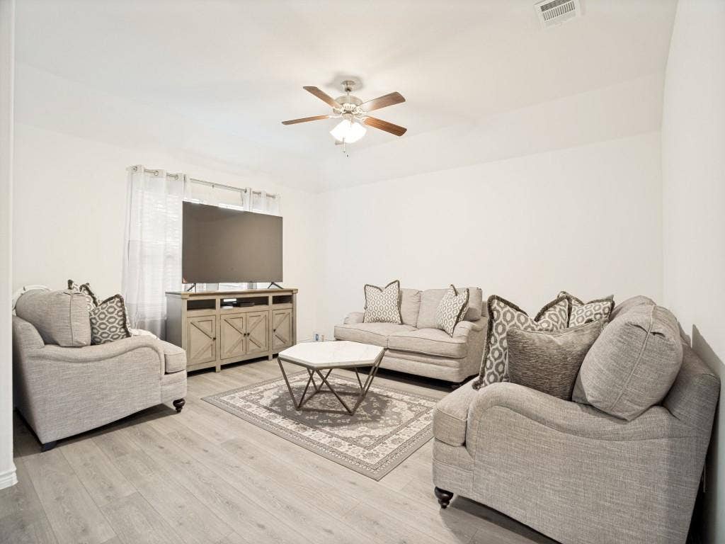 2008 Chisos Court, Princeton, TX 75407 2008 Chisos Court, Princeton, TX 75407