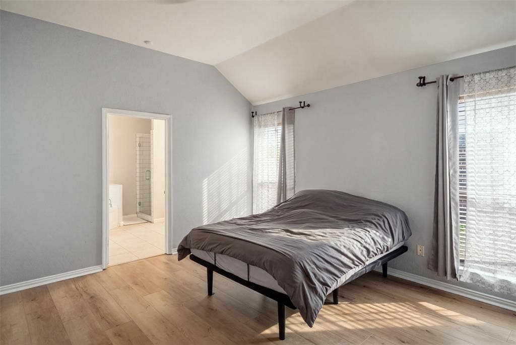 2710 Kingswood Drive, Garland, TX 75040 2710 Kingswood Drive, Garland, TX 75040