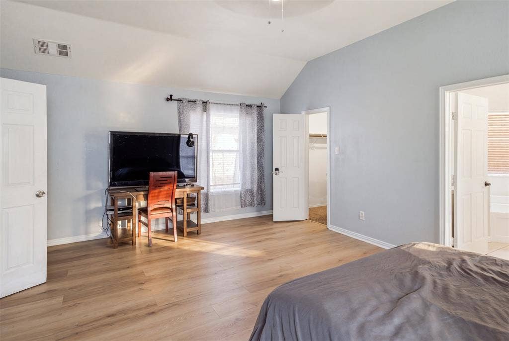 2710 Kingswood Drive, Garland, TX 75040 2710 Kingswood Drive, Garland, TX 75040