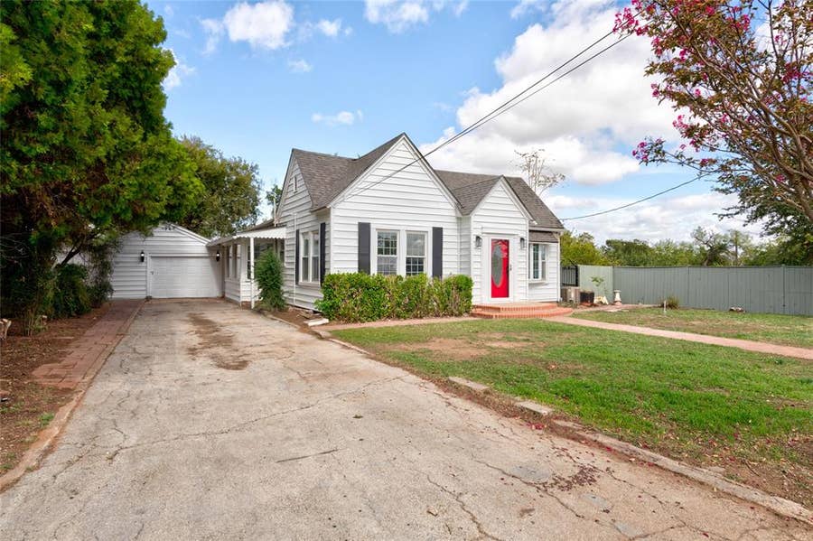 Property photo for 1018 S 32nd Street, Abilene, TX