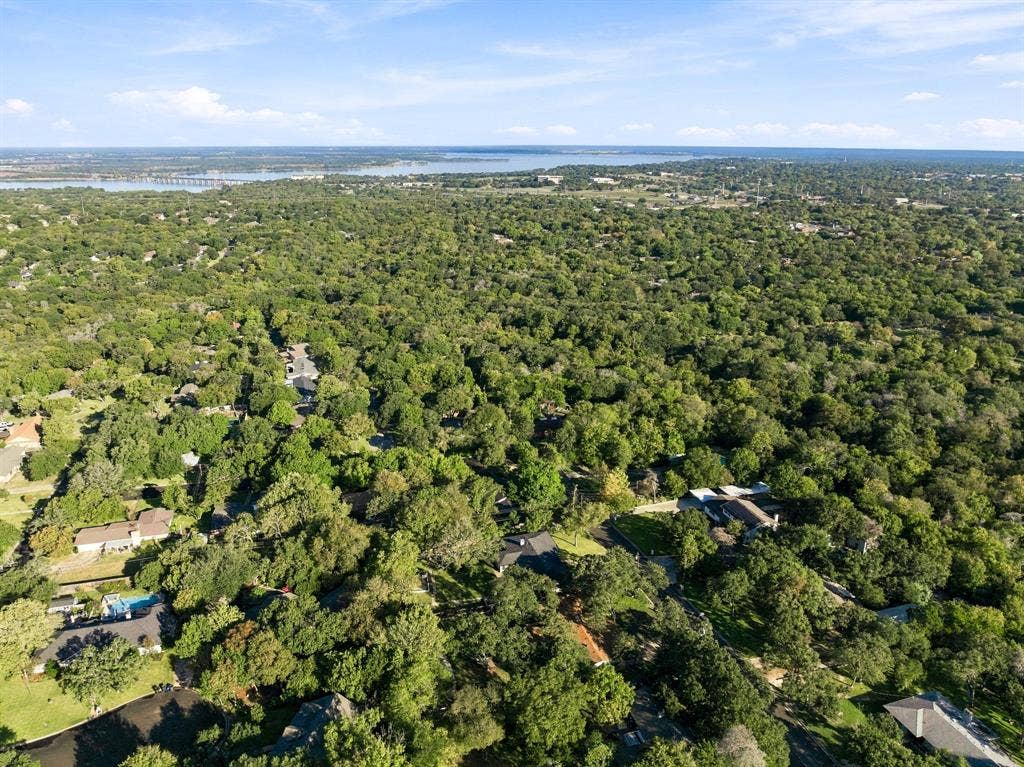 266 Rockford Road, Woodway, TX 76712 266 Rockford Road, Woodway, TX 76712