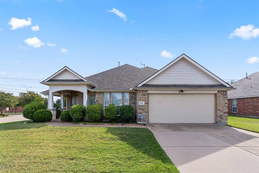 Property photo for 8801 Bloomfield Terrace, Fort Worth, TX