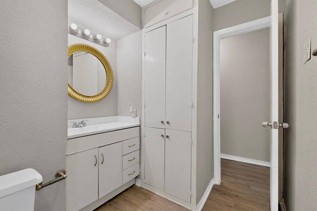 2978 Joanna Drive, Farmers Branch, TX 75234 2978 Joanna Drive, Farmers Branch, TX 75234