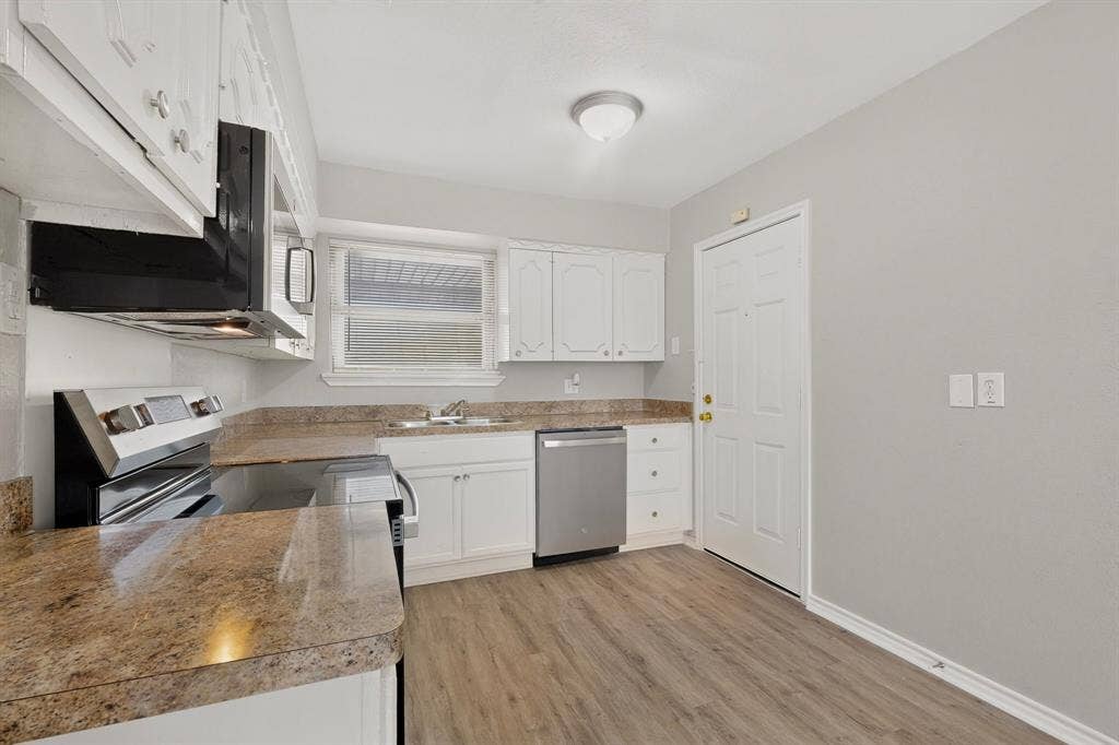 2978 Joanna Drive, Farmers Branch, TX 75234 2978 Joanna Drive, Farmers Branch, TX 75234