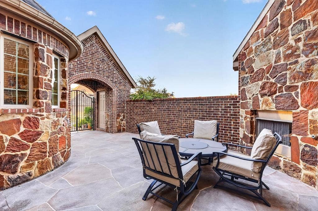10805 Frost Place, McKinney, TX 75071 Front