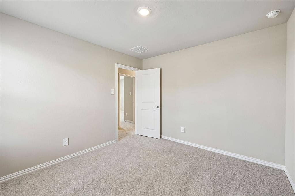 Photo is not of the actual home, but is an inspirational photo of builder’s model home and may depict options, furnishings, and/or decorator features that are not included.