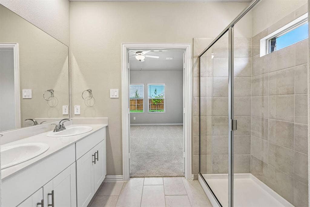 Photo is not of the actual home, but is an inspirational photo of builder’s model home and may depict options, furnishings, and/or decorator features that are not included.