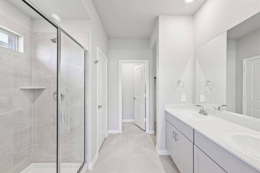 Photo is not of the actual home, but is an inspirational photo of builder’s model home and may depict options, furnishings, and/or decorator features that are not included.