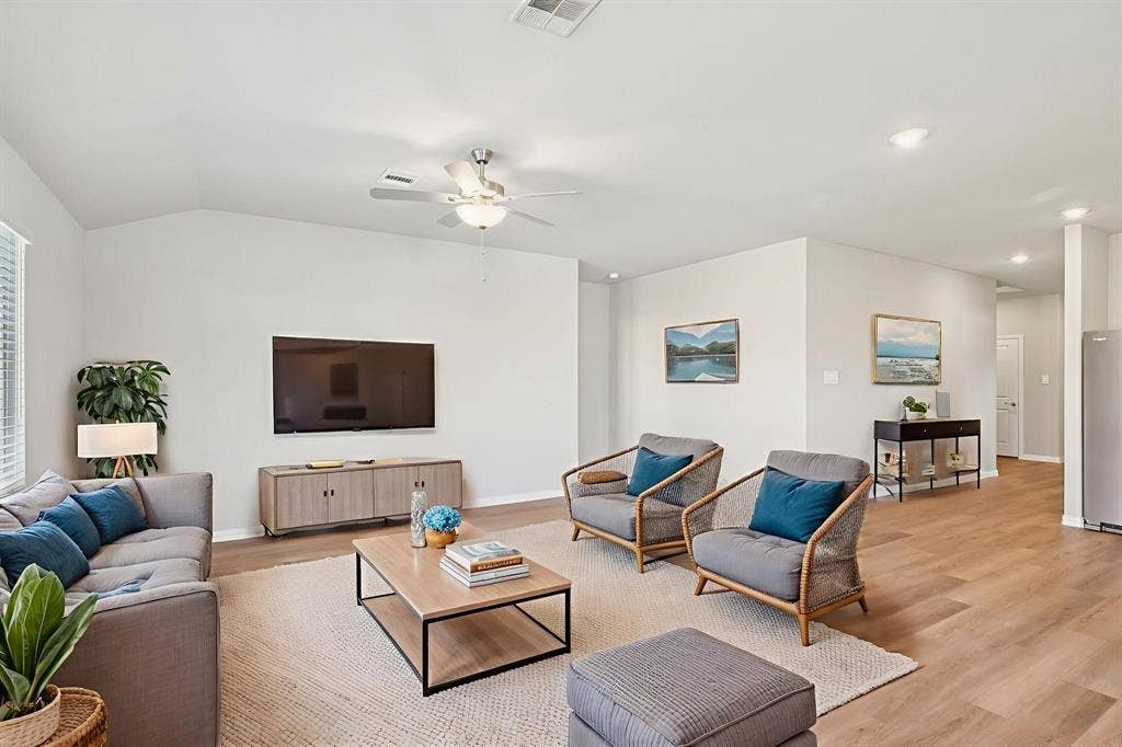 Photo is not of the actual home, but is an inspirational photo of builder’s model home and may depict options, furnishings, and/or decorator features that are not included.