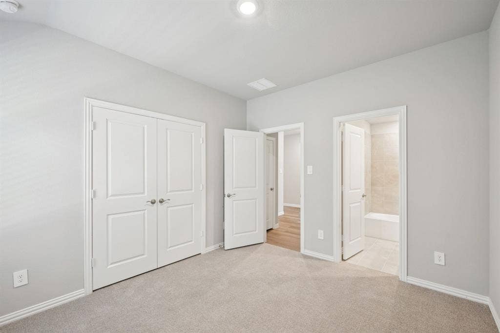 Photo is not of the actual home, but is an inspirational photo of builder’s model home and may depict options, furnishings, and/or decorator features that are not included.