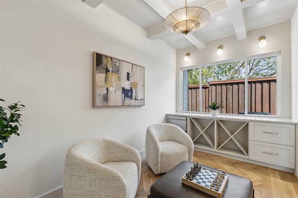 8723 Forest Hills Boulevard, Dallas, TX 75218 8723 Forest Hills Boulevard, Dallas, TX 75218
