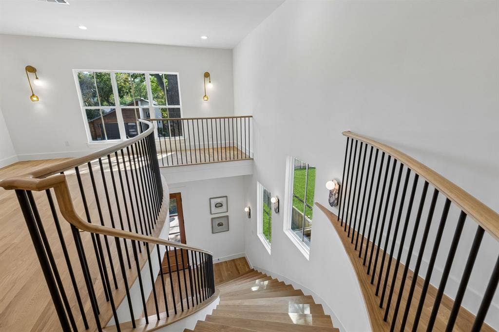 8723 Forest Hills Boulevard, Dallas, TX 75218 8723 Forest Hills Boulevard, Dallas, TX 75218