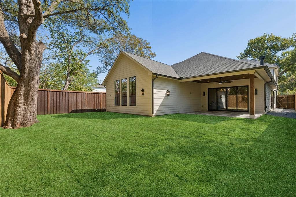8723 Forest Hills Boulevard, Dallas, TX 75218 8723 Forest Hills Boulevard, Dallas, TX 75218