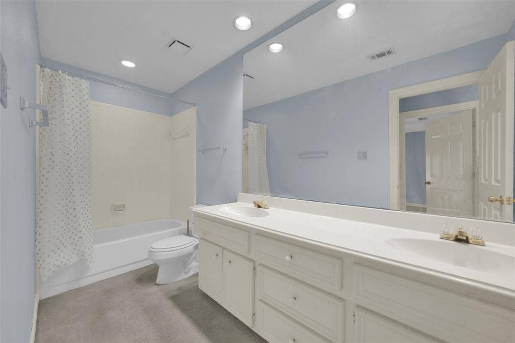 2107 Woodbury Place, Richardson, TX 75082