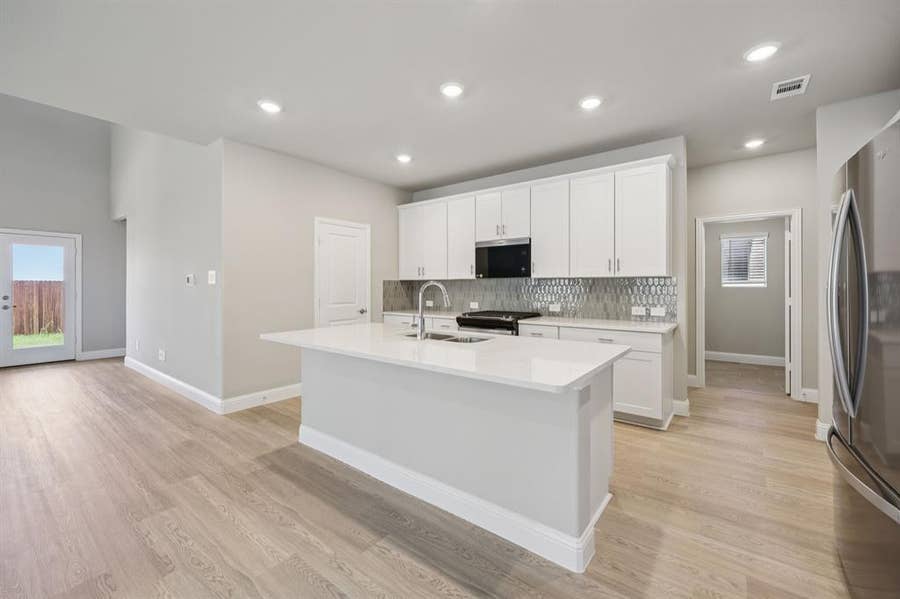 Property photo for 3037 Dry Brook Way, Fort Worth, TX