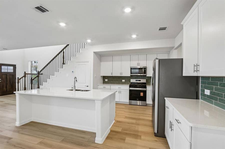 Property photo for 2613 Hot Springs Drive, Corinth, TX