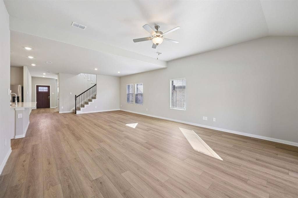 1125 Windflower Drive, Princeton, TX 75407 Photo is not of the actual home, but is an inspirational photo of builder’s model home and may depict options, furnishings, and/or decorator features that are not included.