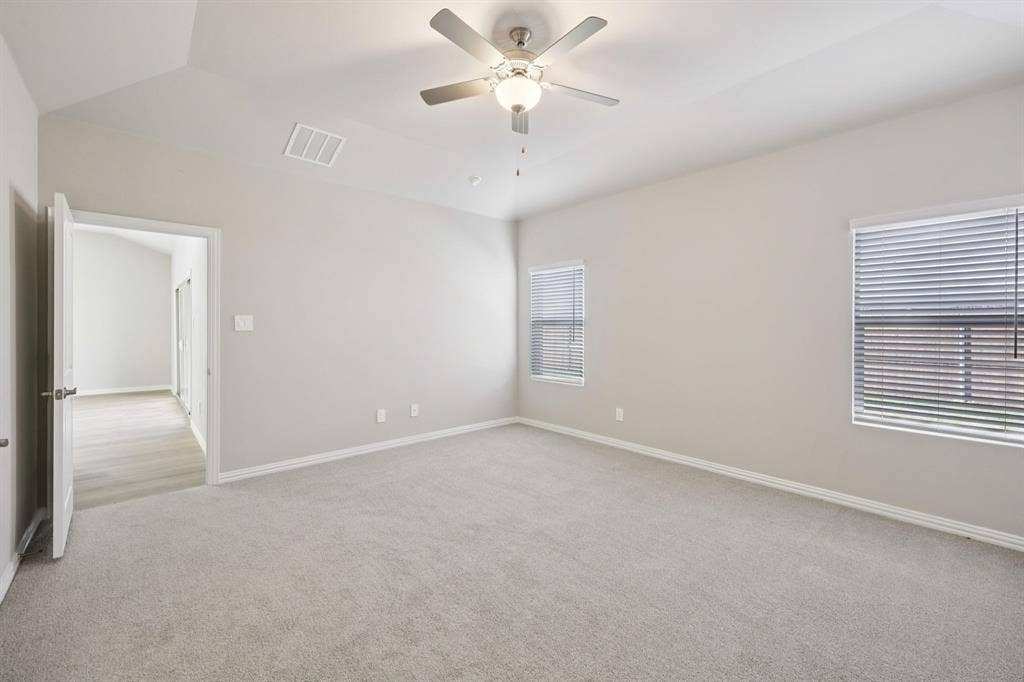 1125 Windflower Drive, Princeton, TX 75407 Photo is not of the actual home, but is an inspirational photo of builder’s model home and may depict options, furnishings, and/or decorator features that are not included.