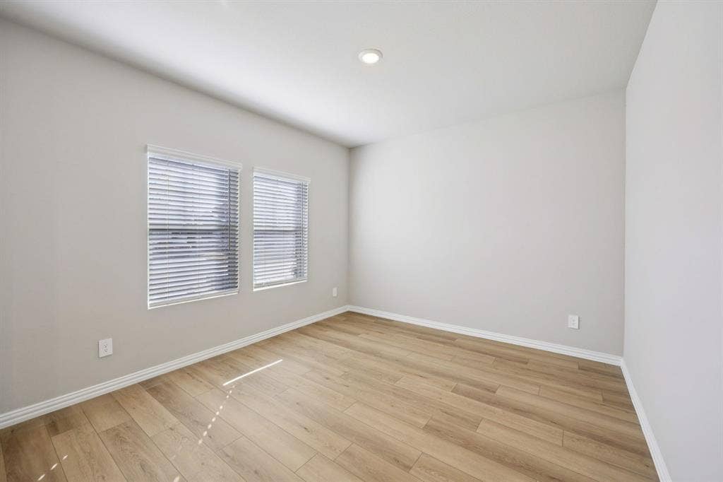 1125 Windflower Drive, Princeton, TX 75407 Photo is not of the actual home, but is an inspirational photo of builder’s model home and may depict options, furnishings, and/or decorator features that are not included.