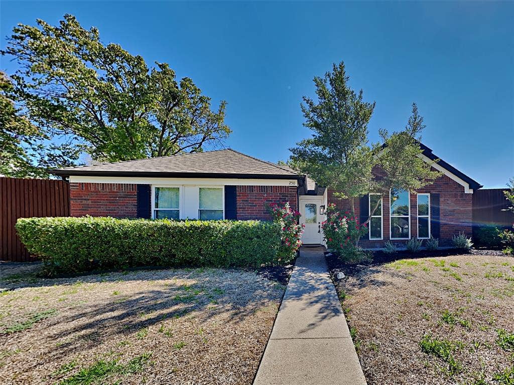250 Pinyon Lane, Coppell, TX 75019 250 Pinyon Lane, Coppell, TX 75019