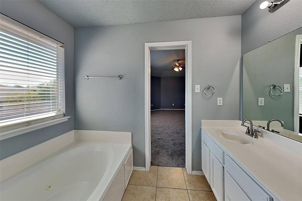 2844 Island Wren Drive, Mesquite, TX 75181 2844 Island Wren Drive, Mesquite, TX 75181