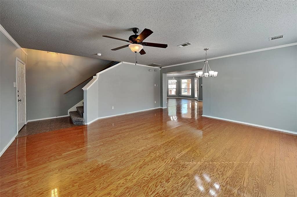 2844 Island Wren Drive, Mesquite, TX 75181 2844 Island Wren Drive, Mesquite, TX 75181
