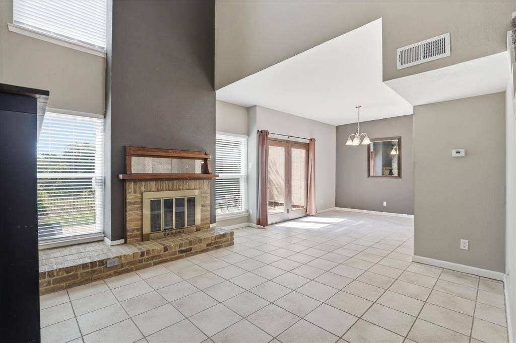 828 Pebble Beach Drive, Garland, TX 75043 828 Pebble Beach Drive, Garland, TX 75043