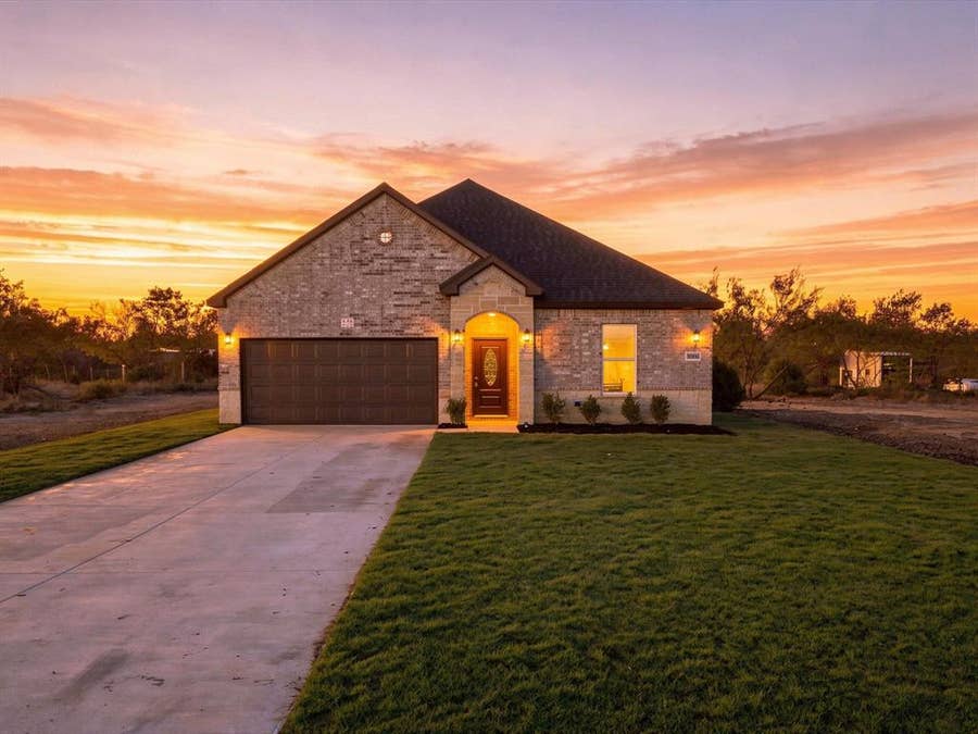 Property photo for 5365 Rabbit Trail, Kemp, TX