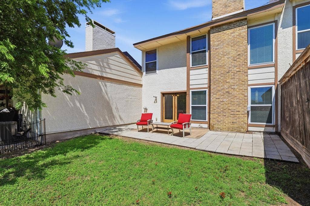 828 Pebble Beach Drive, Garland, TX 75043 828 Pebble Beach Drive, Garland, TX 75043
