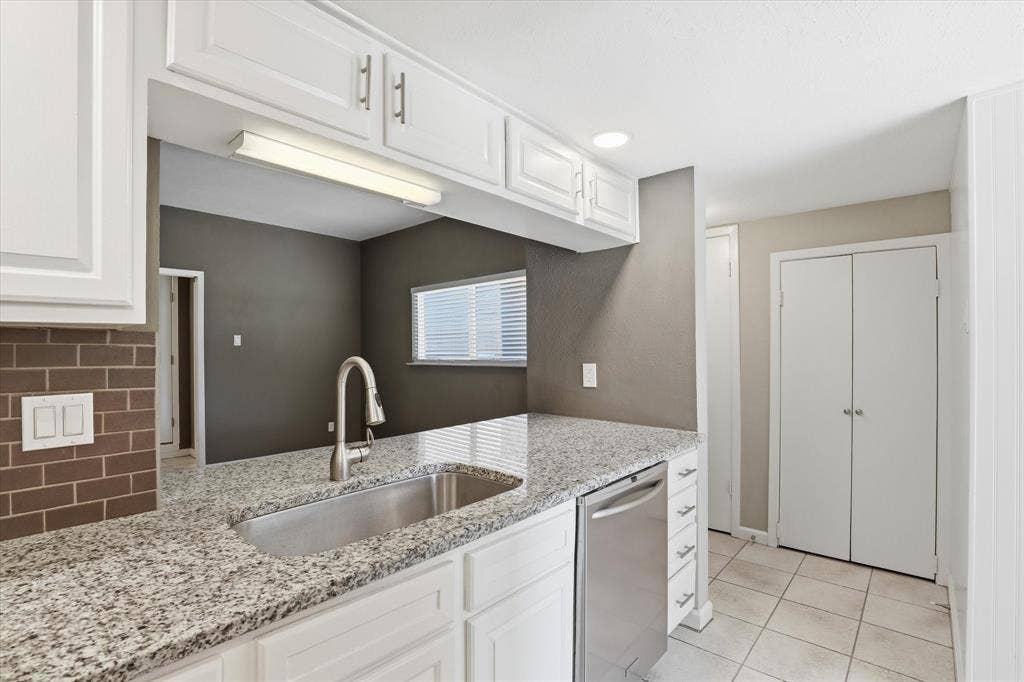 828 Pebble Beach Drive, Garland, TX 75043 828 Pebble Beach Drive, Garland, TX 75043