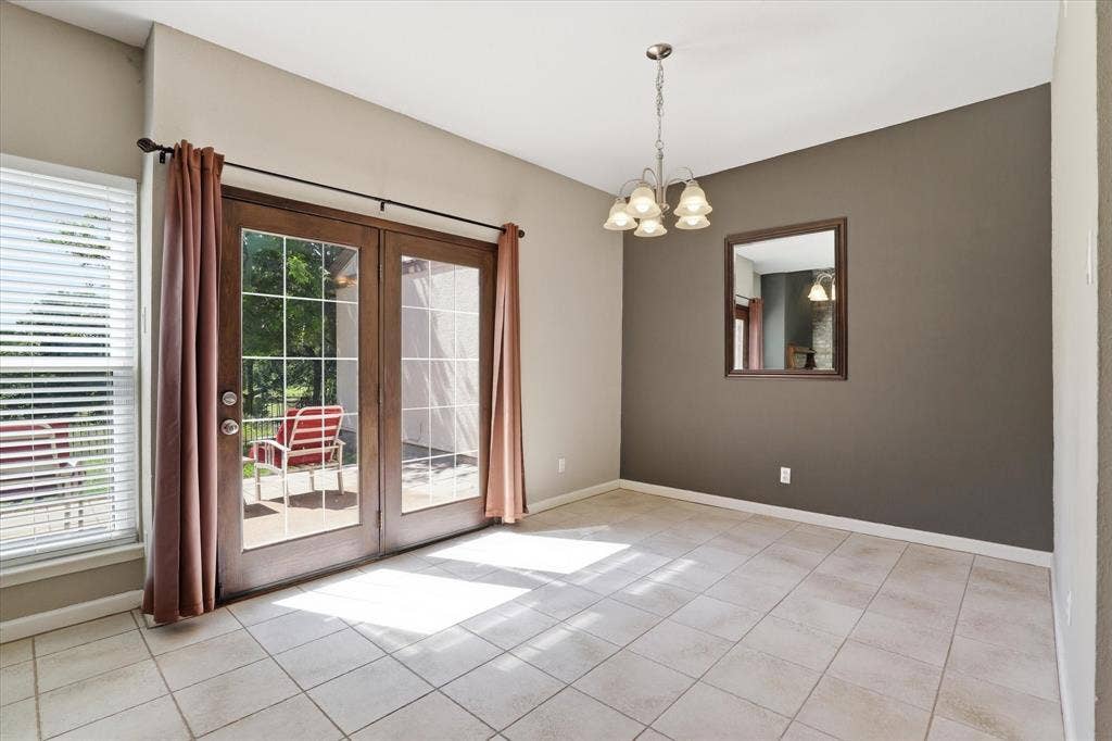 828 Pebble Beach Drive, Garland, TX 75043 828 Pebble Beach Drive, Garland, TX 75043
